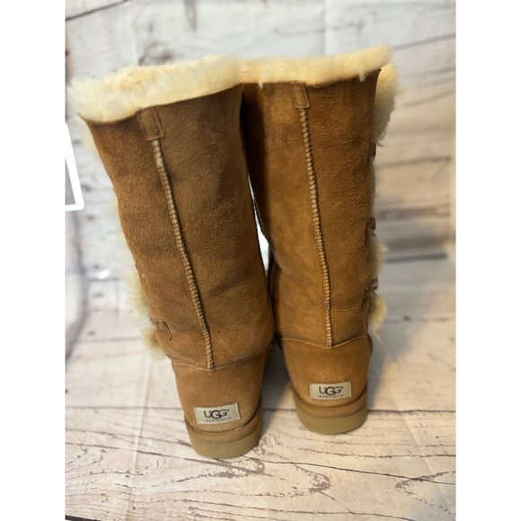 UGG Bailey Button Triplet Chestnut Suede Tall Boots Size US 8 Women’s - Picture 8 of 12
